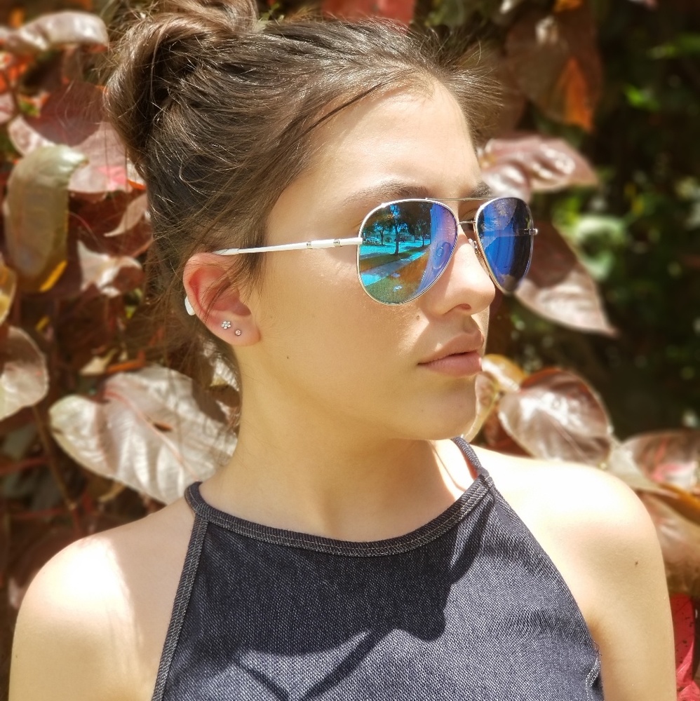 SILVER AVIATORS MIRRORED SUNGLASSES BLUE LENS